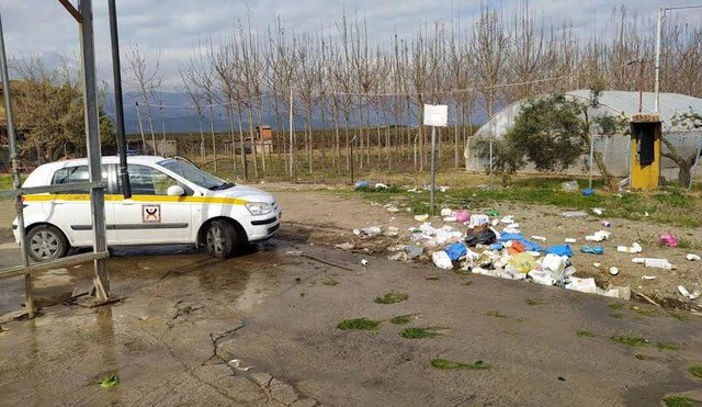 Δημοτική αστυνομία Βέροιας: Μην ρυπαίνετε το περιβάλλον με σκουπίδια και άδειες συσκευασίες φυτοφαρμάκων